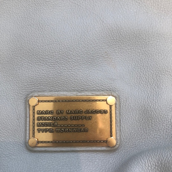 SOLD * Marc by Marc Jacobs cream Francesca Tote - Picture 4 of 12